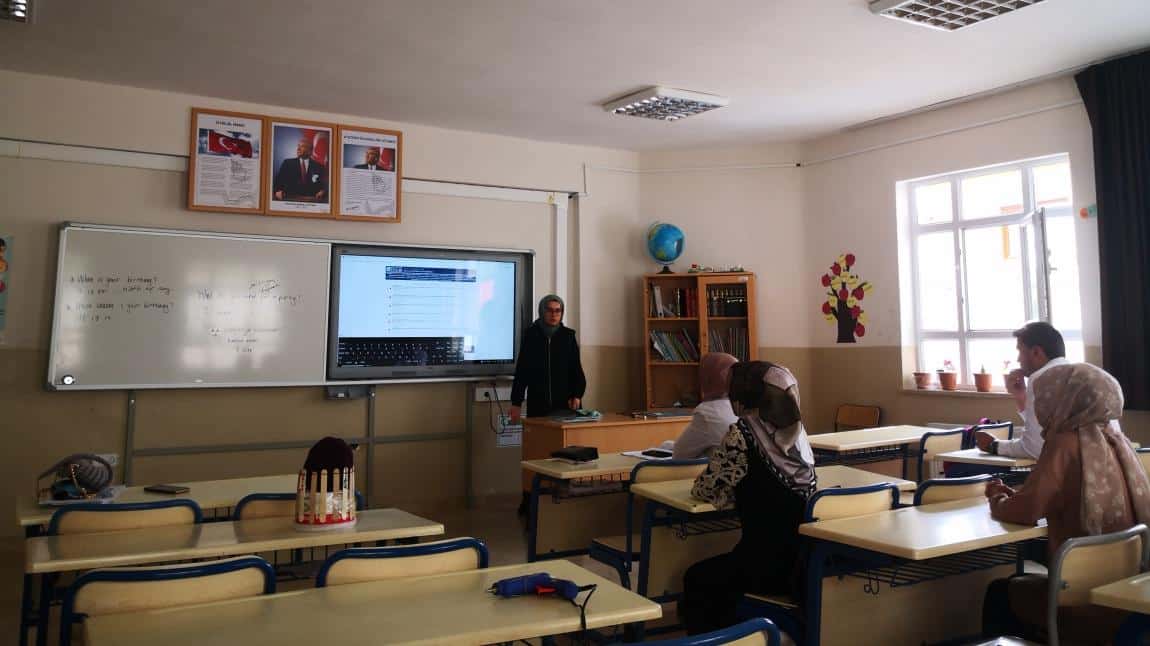 ÖĞRETMENLERİMİZCE PEYGAMBERİMİZİN EĞİTİM METODUYLA İLGİLİ MAKALE ARAŞTIRMASI YAPILDI